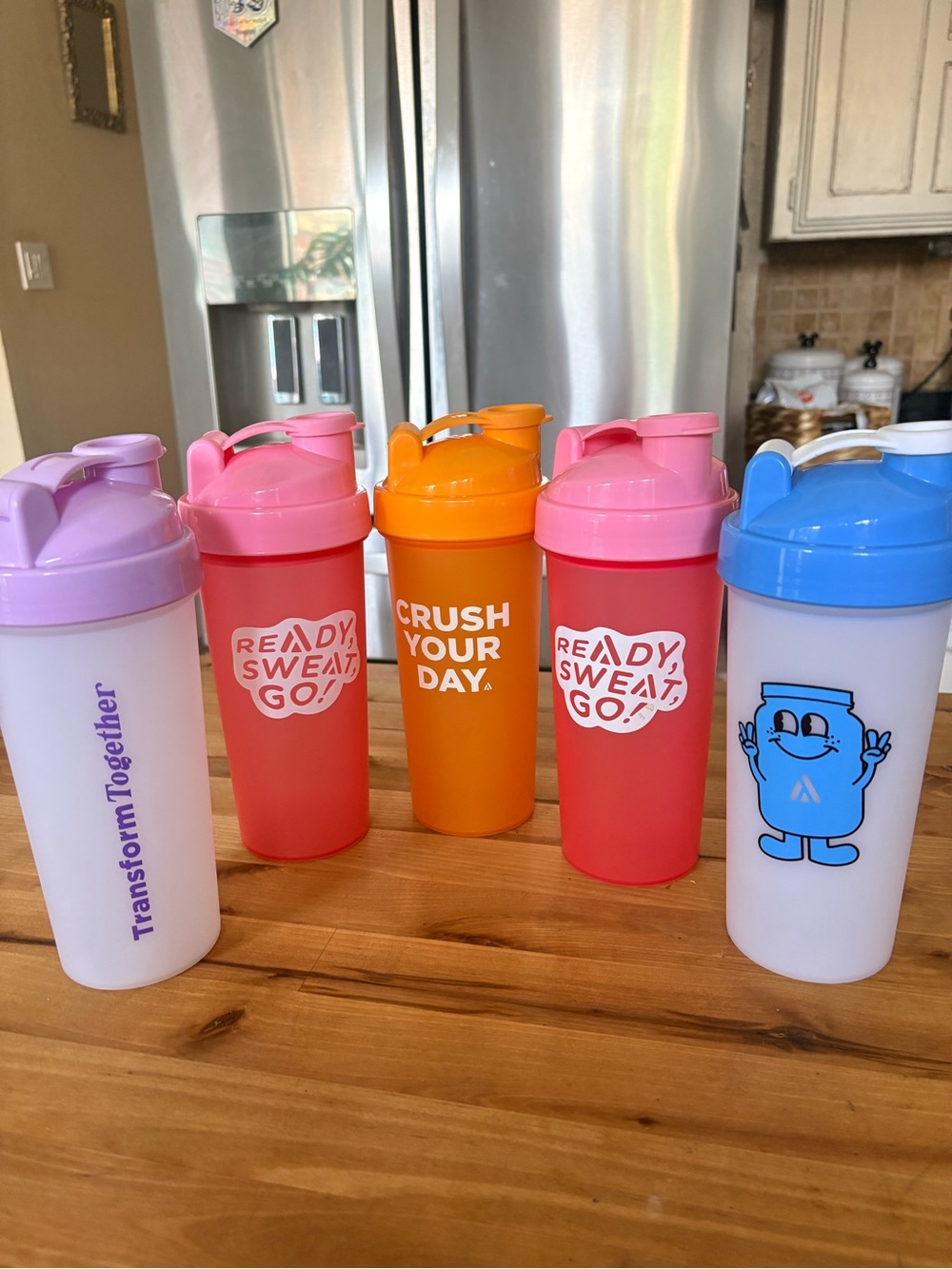 5 Shaker Bottles - Pink, Orange, Blue, Purple - Multipack